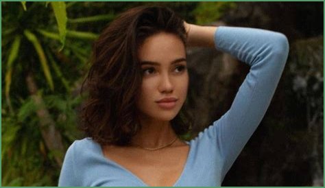 Alina Lando  Bio (Wiki) 